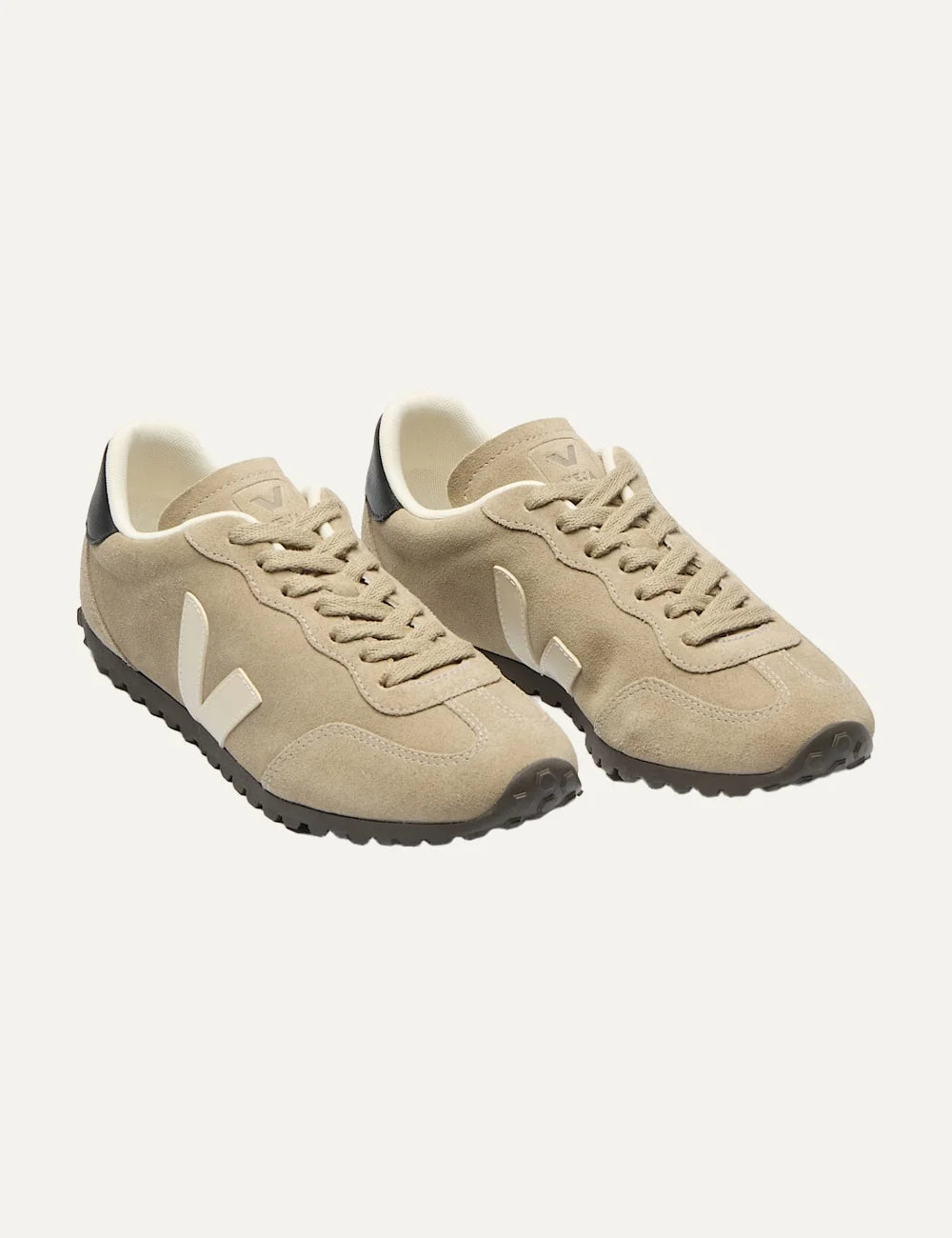 VEJA unisex GT beige suede sneakers with cream V logo and black heel detail front