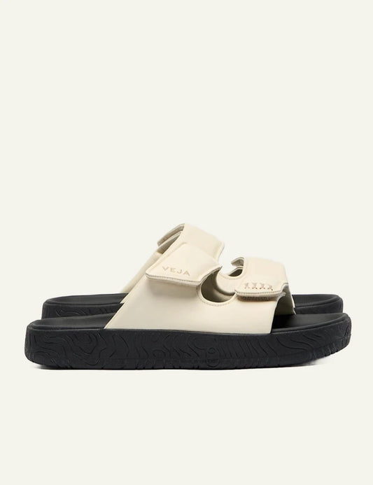 Veja Etna Bold sandal leather off white side view