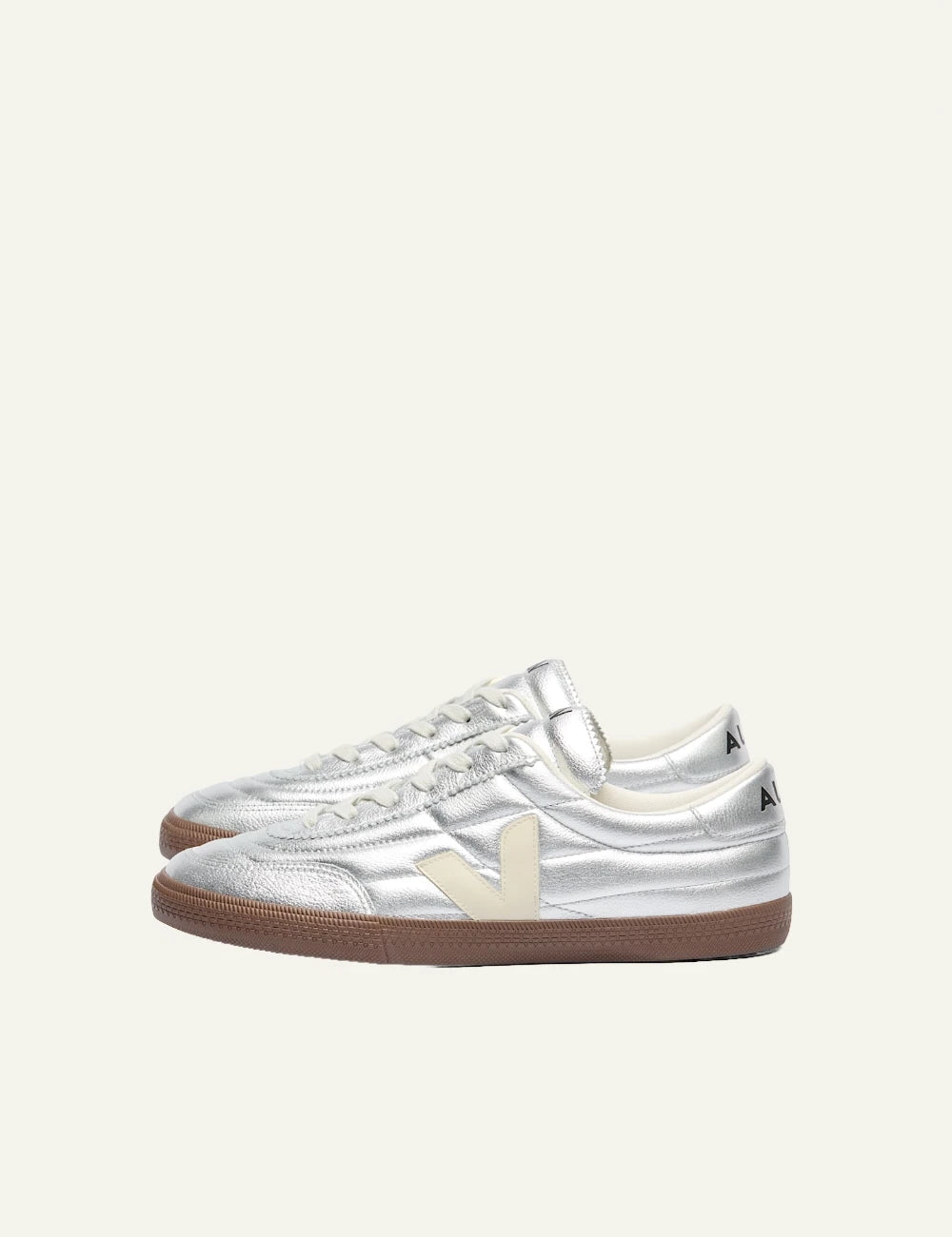 veja panenka organic leather sneakers silver with gum sole profil view