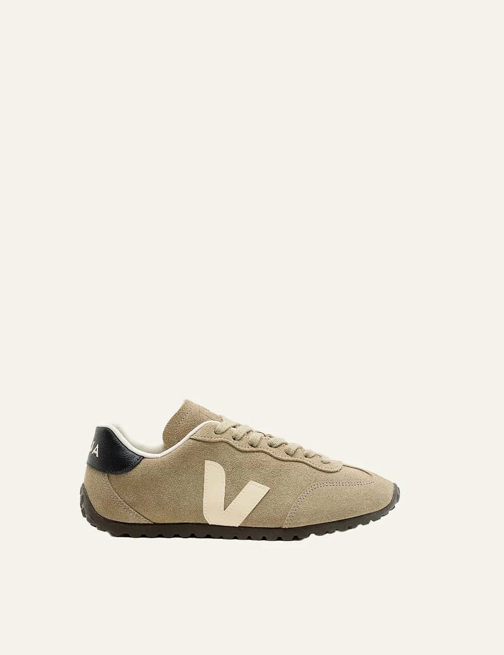 VEJA unisex GT beige suede sneakers with cream V logo and black heel detail
