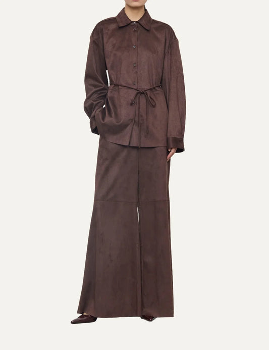 Women's Eleh brown faux suede oversized shirt with collar, front buttons, long sleeves and tie waist.