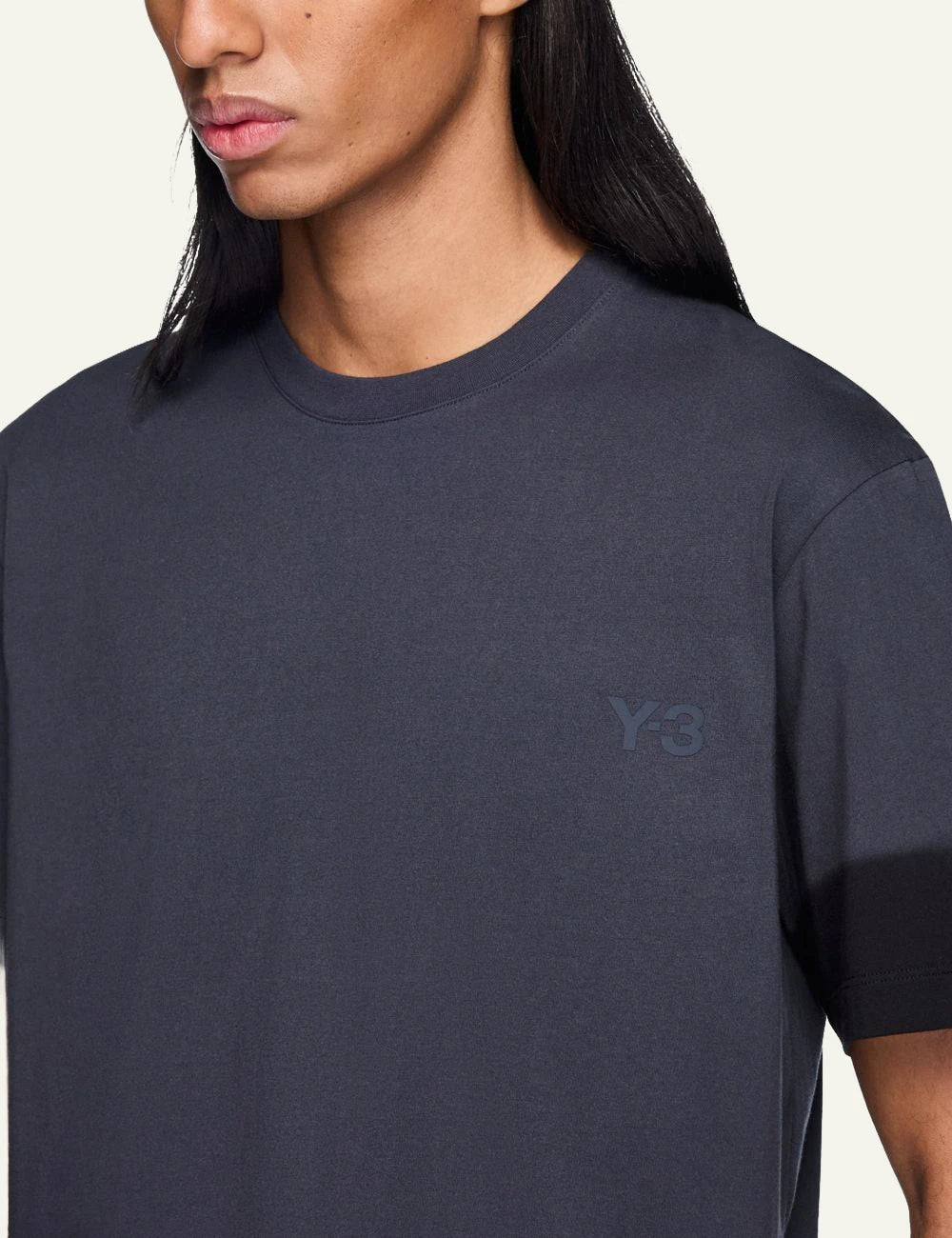 Y-3 dipped t-shirt grey black short sleeve detail logo view