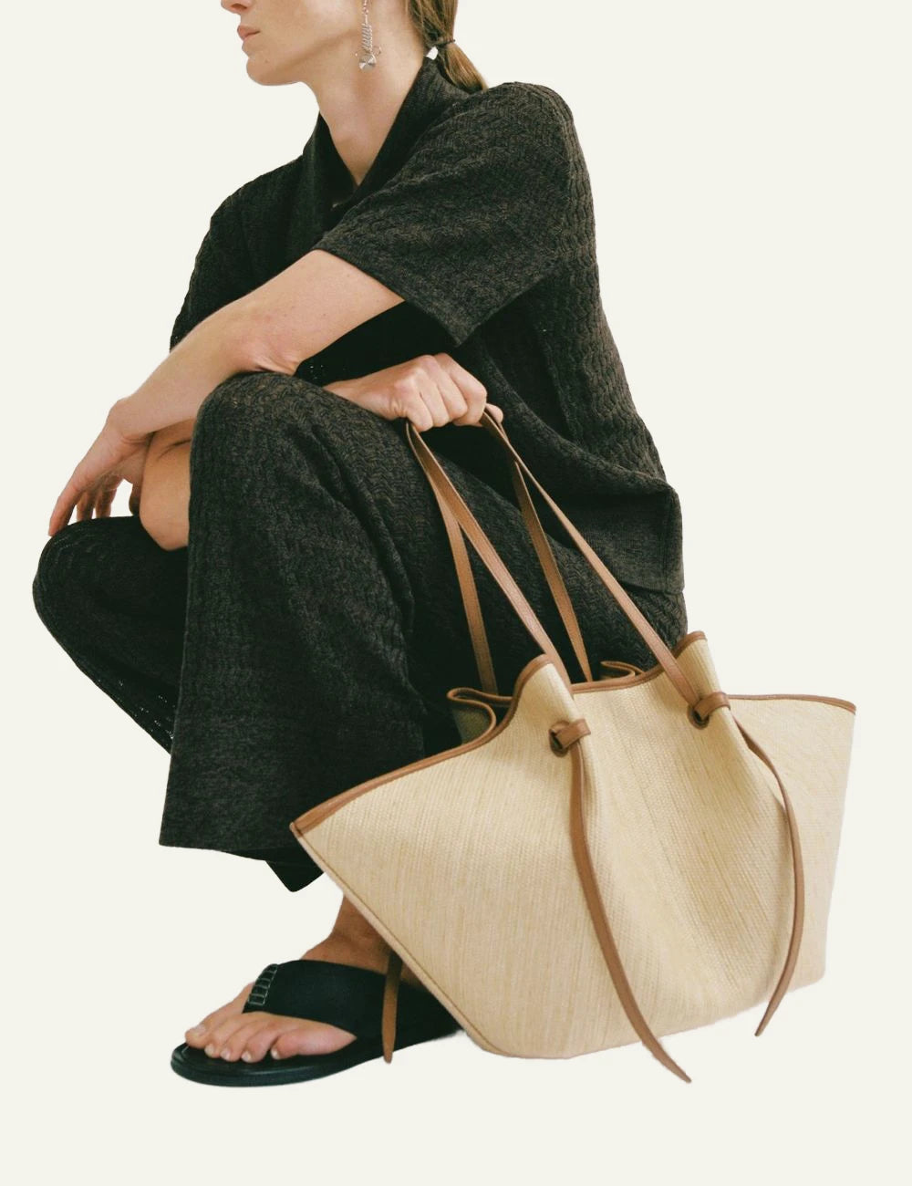  Yuzefi Large Mochi biscuit woven raffia tote hold by model